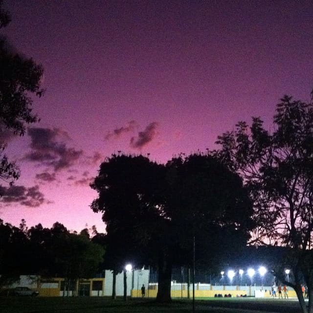 Fim de tarde na Escola Técnica de Eletrônica Francisco Moreira da Costa